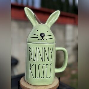 Rae Dunn BUNNY KISSES mug